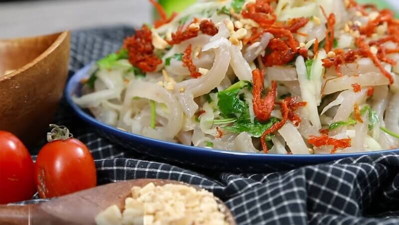 Gỏi da heo, mít trộn “Bà Già”