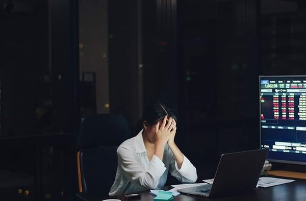 Mẹo/cách giữ bình tĩnh khi sợ hãi trong phòng thi