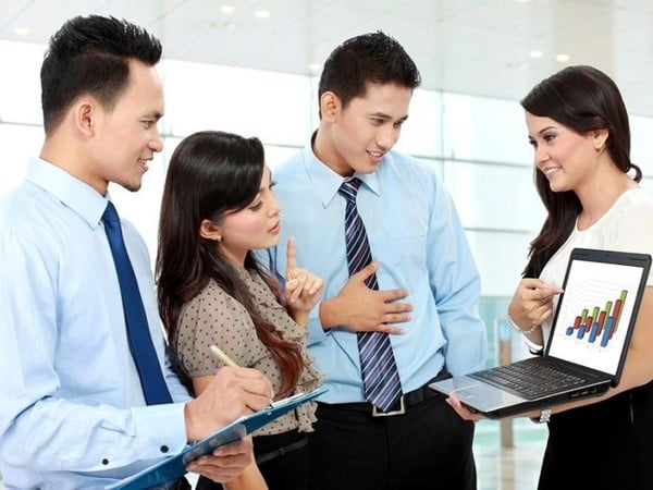 cách ứng xử thông minh nơi công sở bạn nên biết