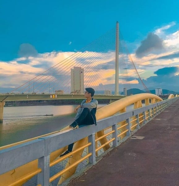 Check in tại Cầu nguyễn văn trỗi