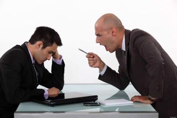 Một số lưu ý về ngôn ngữ cơ thể trong đàm phán