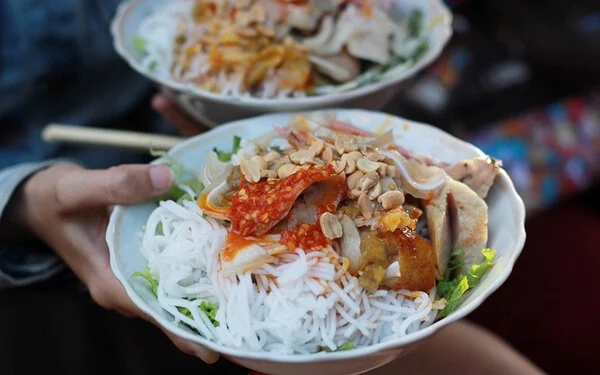 Quán Dì Liên - Bún mắm nêm chuẩn vị miền Trung