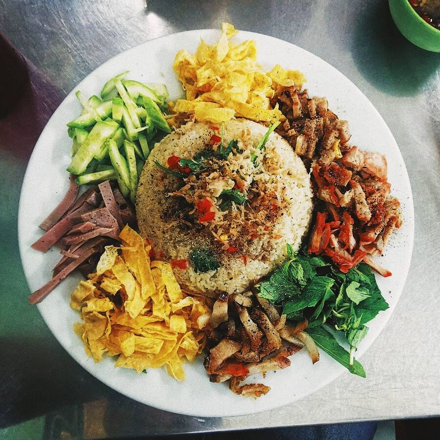 Món lạ ở Huế: Cơm âm phủ