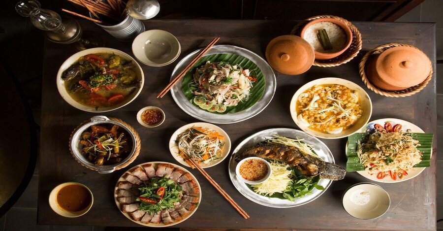 Ăn gì ở Huế