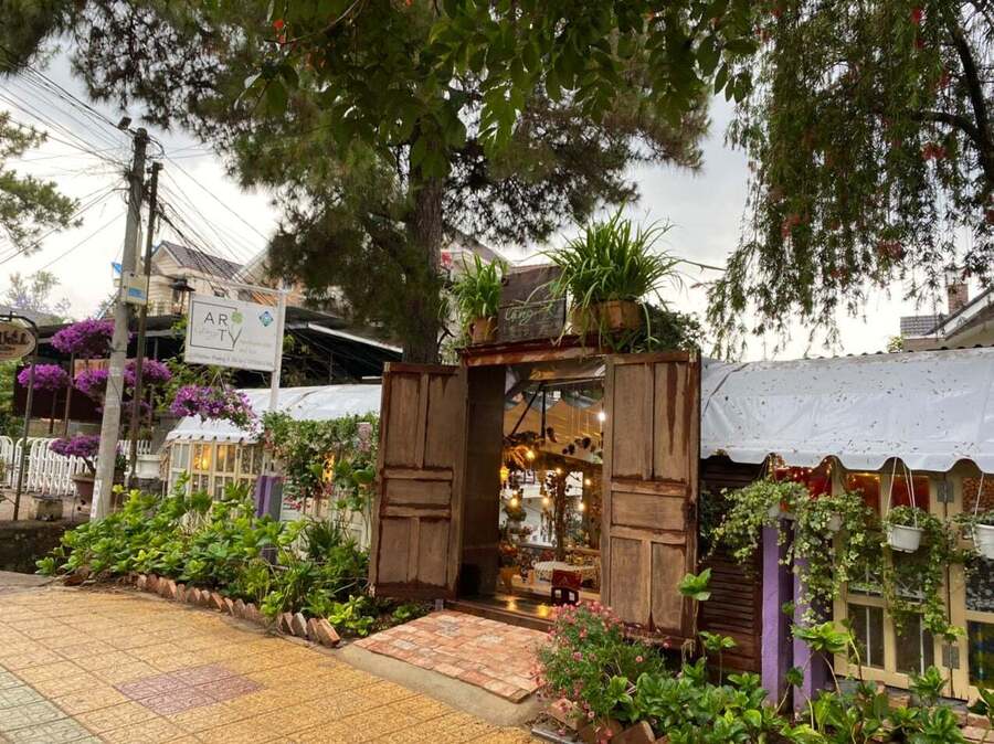 Lặng Art Cafe - Quán cà phê yên tĩnh tại Đà Lạt