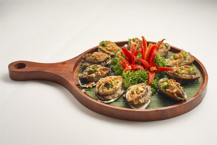 Đặc sản Phú Quốc: Bào ngư nướng