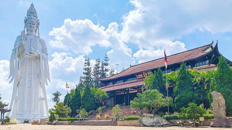 Chùa Linh Ẩn - Địa điểm du lịch tâm linh tại Đà Lạt