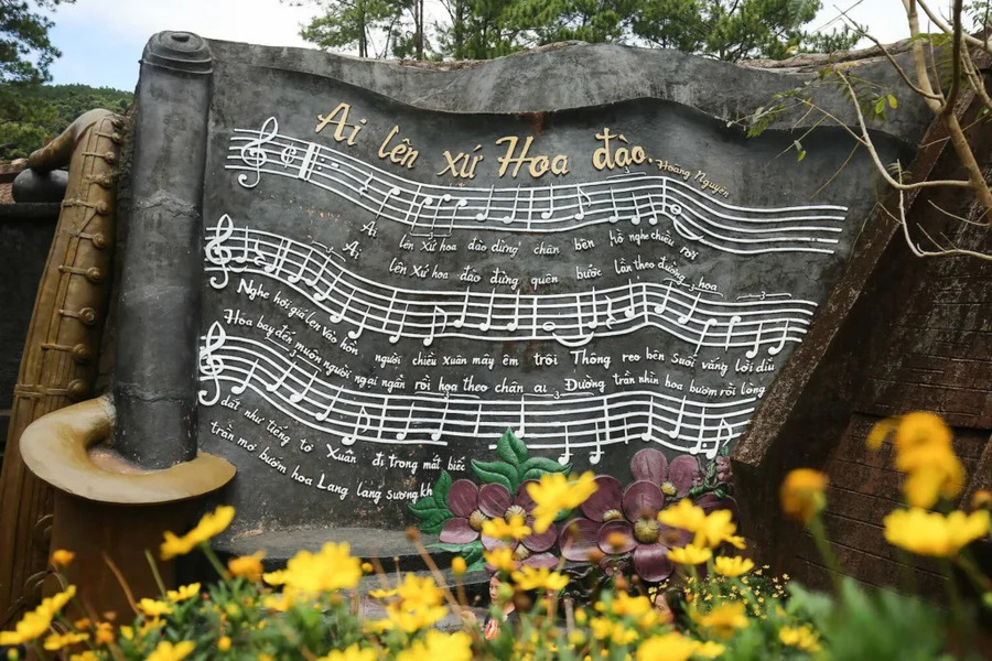 Tuyến Dinh 3 – Hồ Tuyền Lâm – Đường hầm đất sét