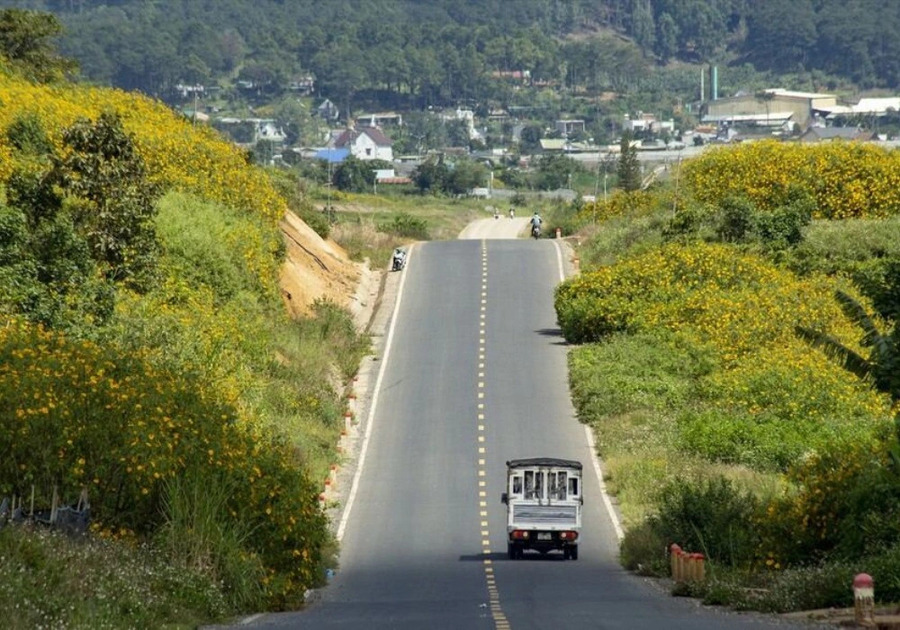 Quốc lộ 20 đoạn qua đèo Phú Hiệp và Di Linh