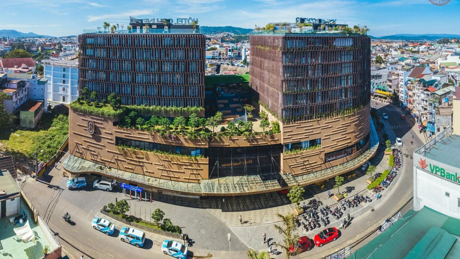 Khách sạn 5 sao trung tâm Đà Lạt Hôtel Colline