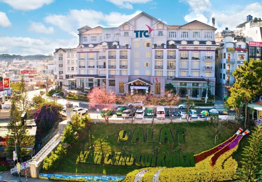 TTC Hotel Premium Ngọc Lan