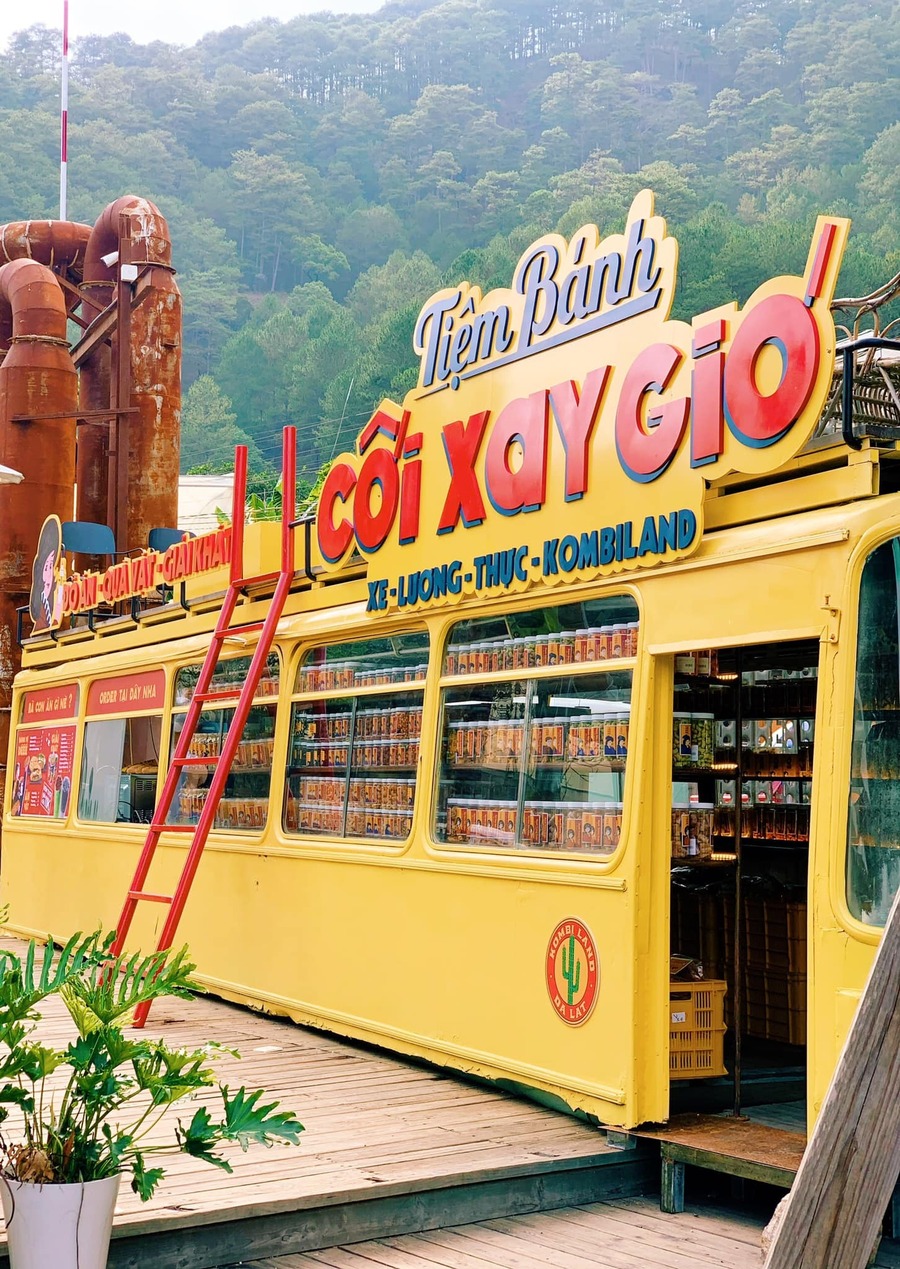 Review tiệm bánh cối xay gió Đà Lạt