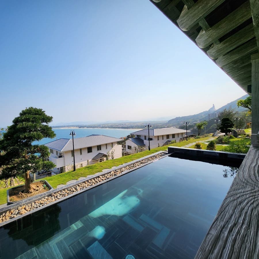 Crown Retreat Quy Nhon Resort