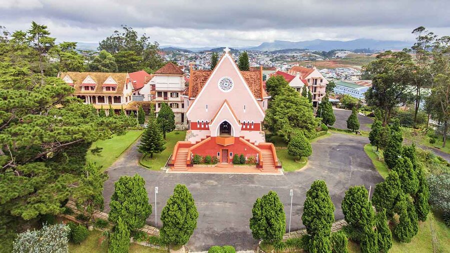 Nhà thờ Domaine de Marie