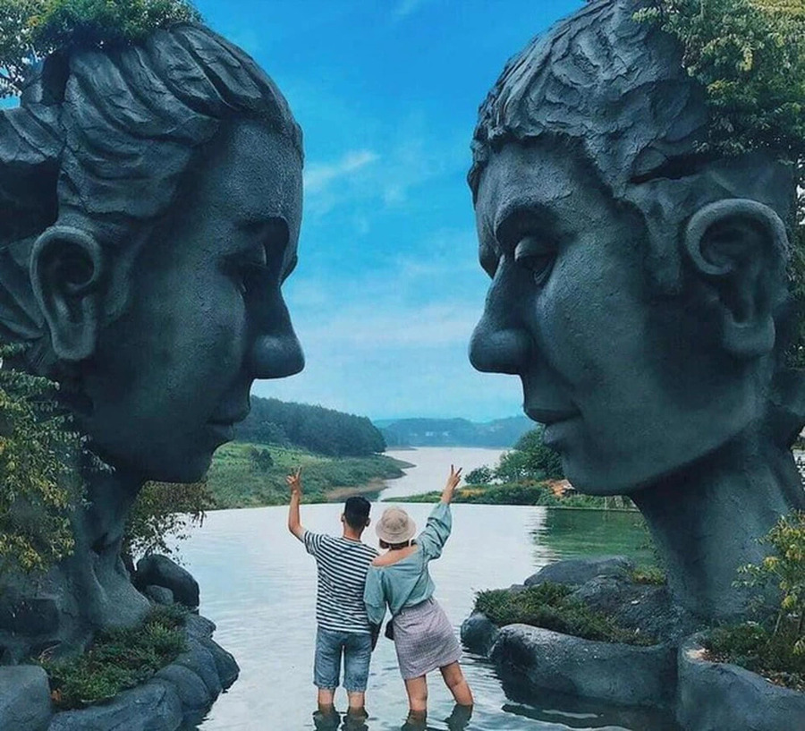 Giới thiệu về Hồ Vô Cực Đà Lạt - Đường Hầm Đất Sét