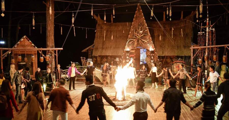 Hoạt động giao lưu văn hóa cồng chiêng