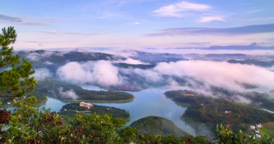 Săn mây tại đỉnh Pinhatt Đà Lạt