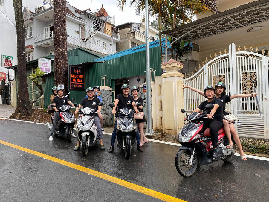 Cửa hàng cho thuê xe máy chị Hoa