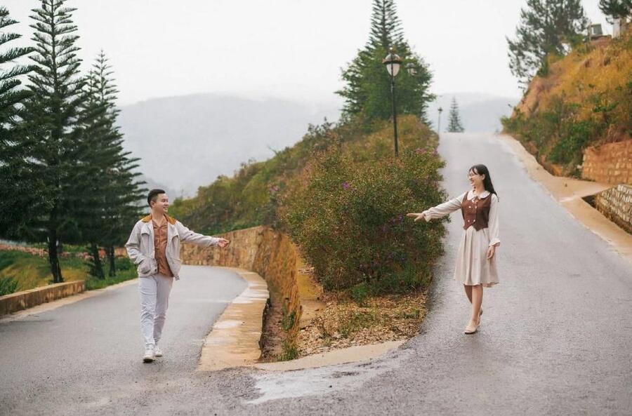 Đồi thơ - Đại lộ tình yêu