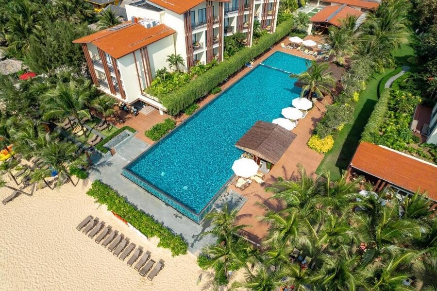 Dusit Princess Moonrise Beach Resort Phú Quốc