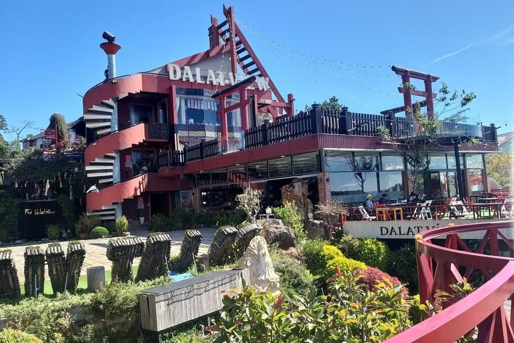 Dalat View – Quán cafe Cổng Trời Đà Lạt