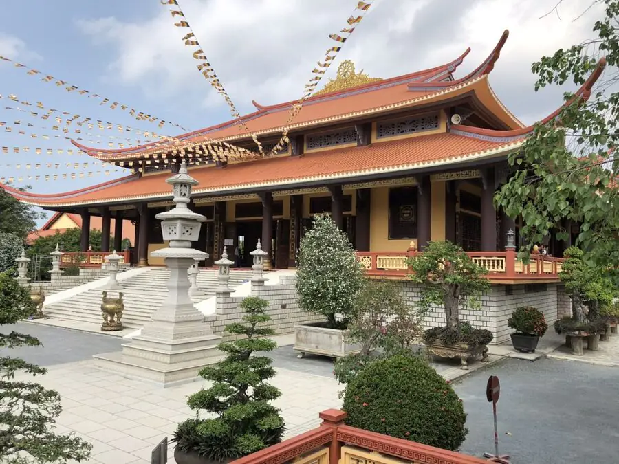 Các loại khóa tu thường gặp và nội dung chính
