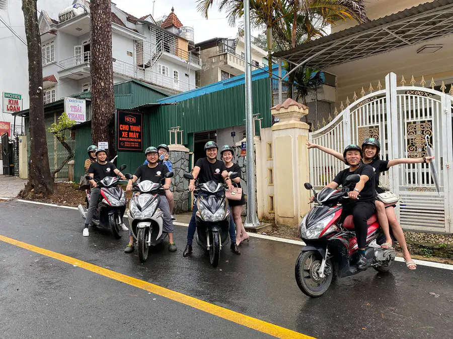 Cửa hàng cho thuê xe máy chị Hoa