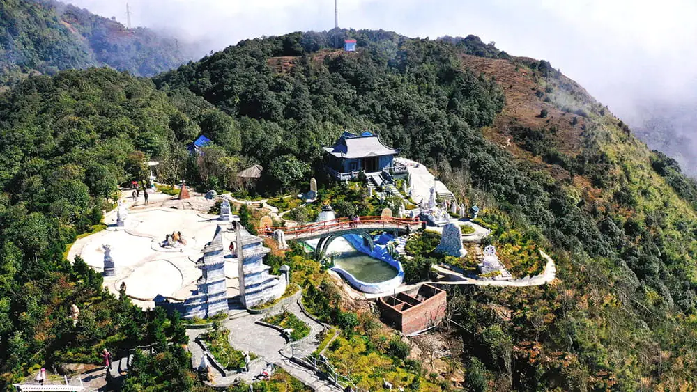 Hướng dẫn di chuyển dến cổng trời Sapa