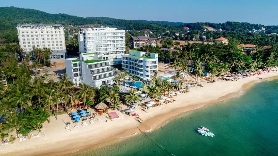 Sunset Beach Resort & Spa Phú Quốc